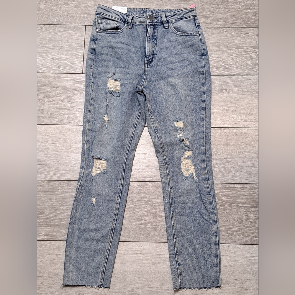 Brand New NOBO Womens Distressed  Mom Blue Jeans